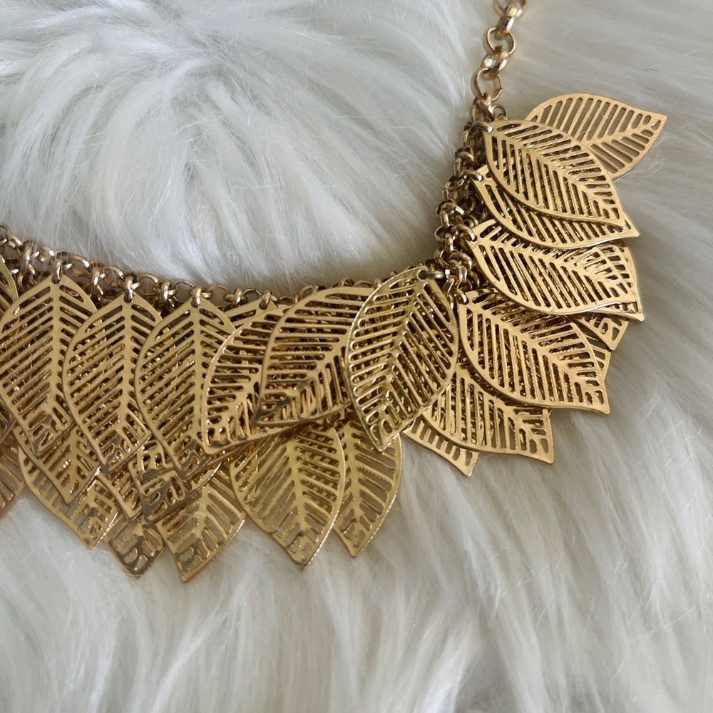 Francesca's Collections Gold Leaf Statement Necklace